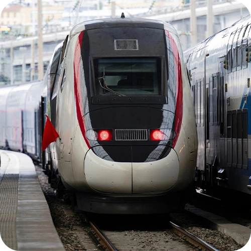 Train en circulation — secteur ferroviaire et fabrication de matériel roulant